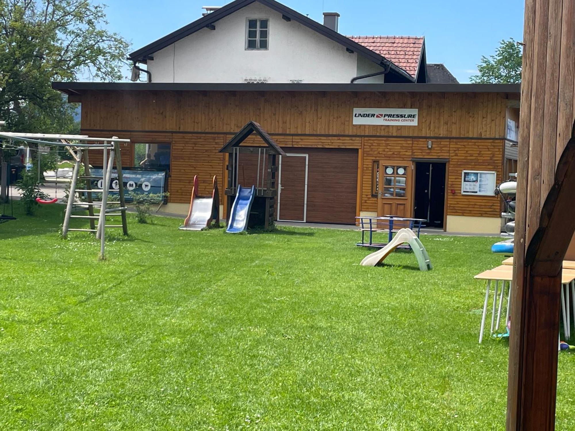 Gasthof Mit Seeterasse & Appartements Zur Landeroith Weyregg Exterior foto