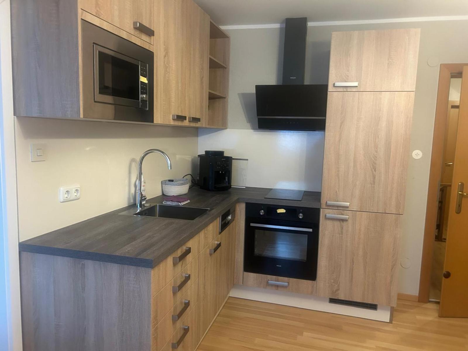 Gasthof Mit Seeterasse & Appartements Zur Landeroith Weyregg Exterior foto