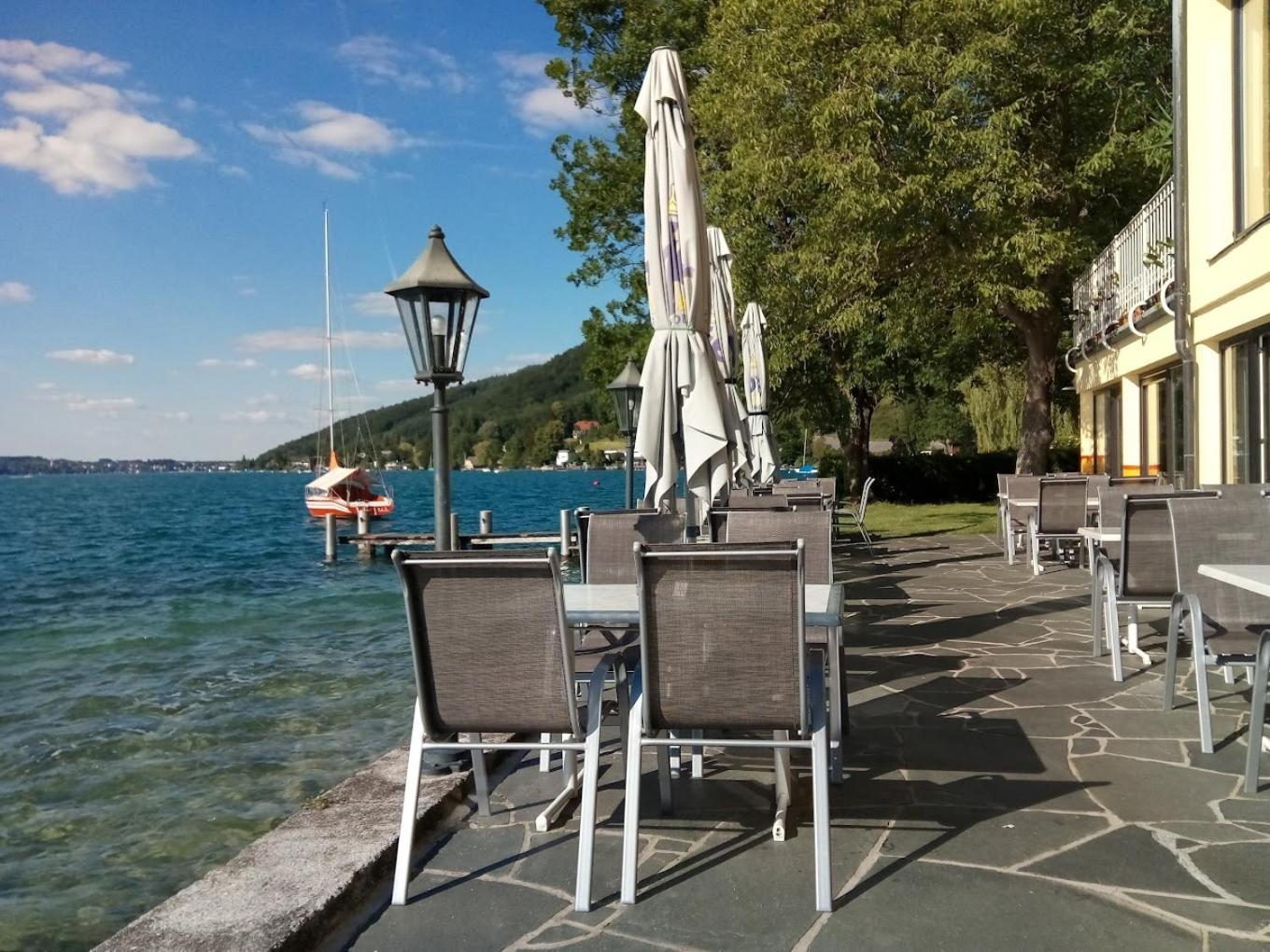 Gasthof Mit Seeterasse & Appartements Zur Landeroith Weyregg Exterior foto