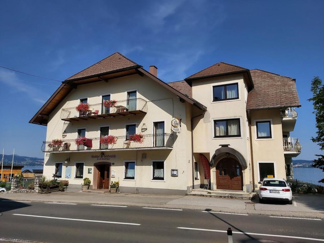 Gasthof Mit Seeterasse & Appartements Zur Landeroith Weyregg Exterior foto